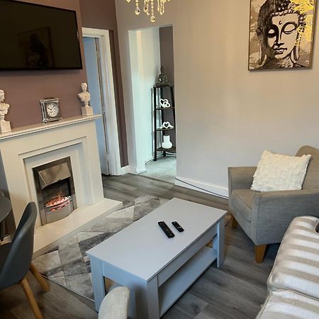 2 Bedroom Town Apartment Ipswich Buitenkant foto
